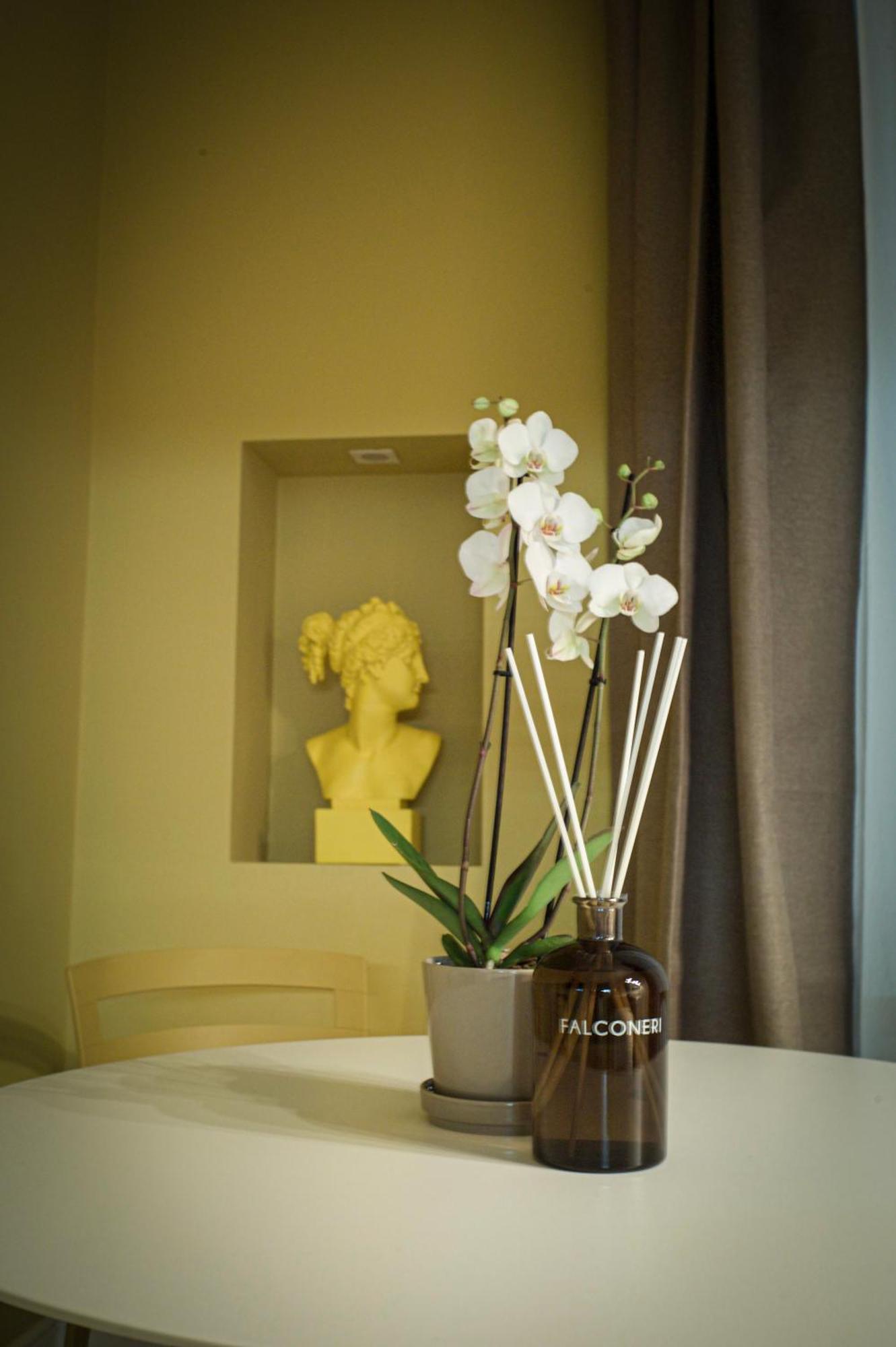 Piazzacorvettouno Luxuryapartments Pieno Centro Apartamento